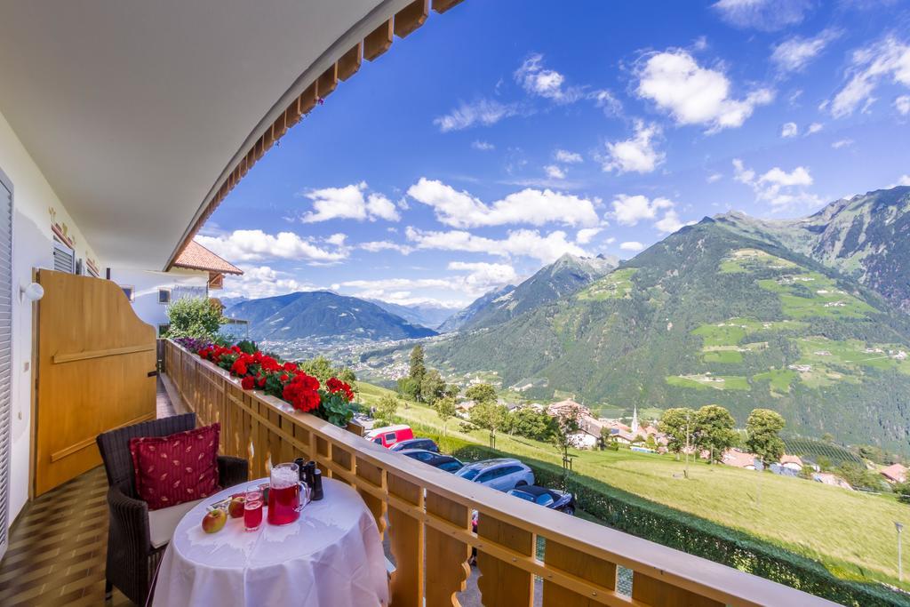 Pension Verdinserhoehe Schenna Buitenkant foto